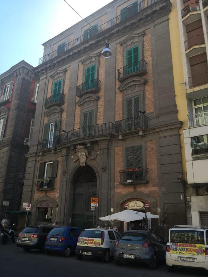 Queen Medina Centro Storico เนเปิลส์ ภายนอก รูปภาพ