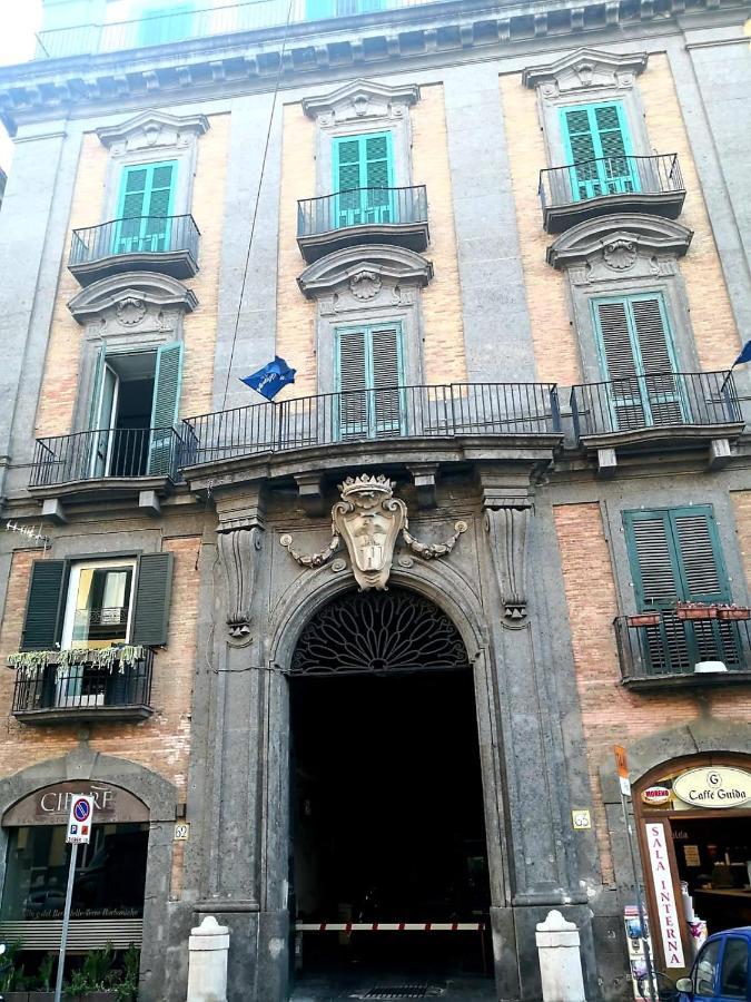 Queen Medina Centro Storico เนเปิลส์ ภายนอก รูปภาพ